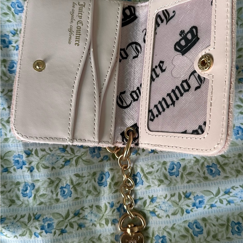 Juicy Couture Satchel in Cream with Heart Charm - Picture 6 of 8